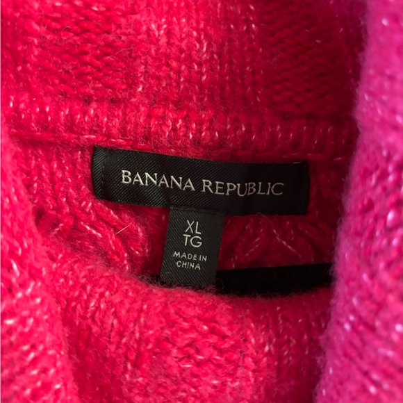 Hot pink Banana Republic knit - Picture 4 of 4
